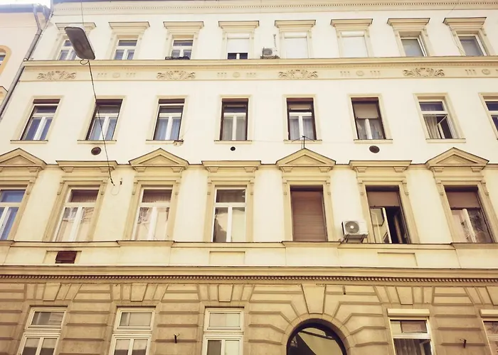 Bliss * Budapest